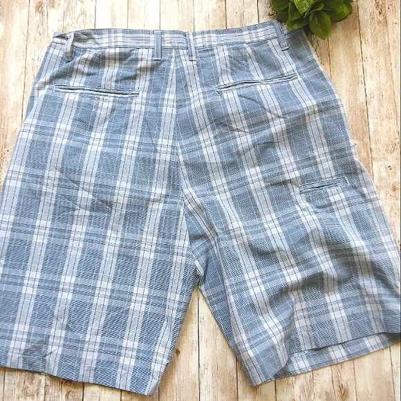 Mens size 36 Burnside shorts (J6) - Picture 2 of 3
